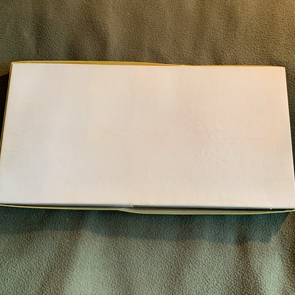 Vintage Cadaco “To Grandmothers House We Go” board game.  All pieces there. - Picture 4 of 7